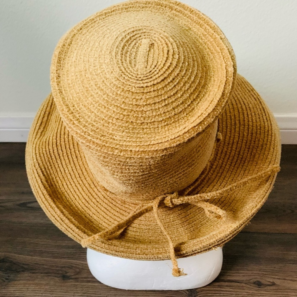 Scala hat - Picture 5 of 11